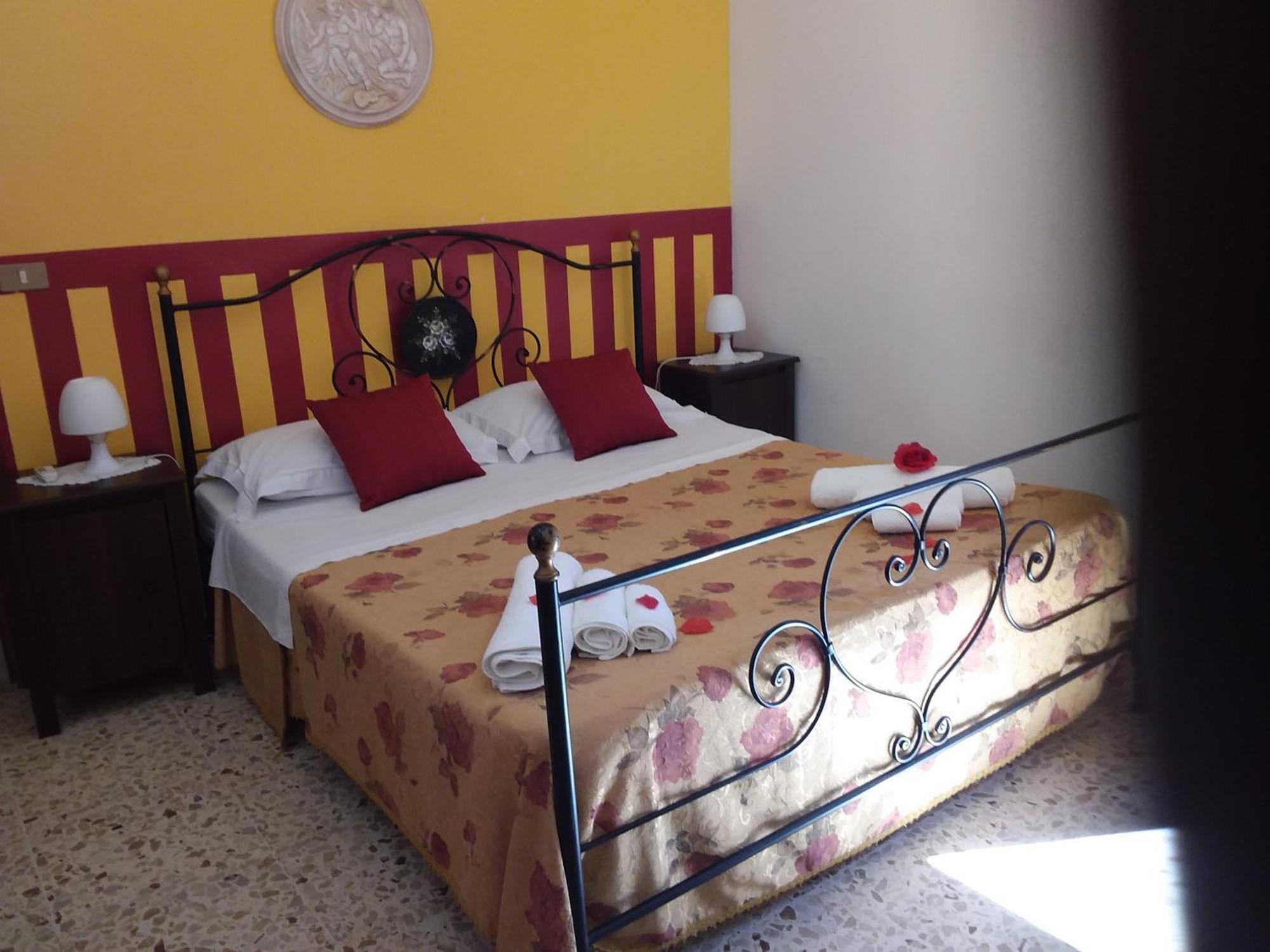 Le Stelle Del Tirreno Bed & Breakfast Falcone Dış mekan fotoğraf